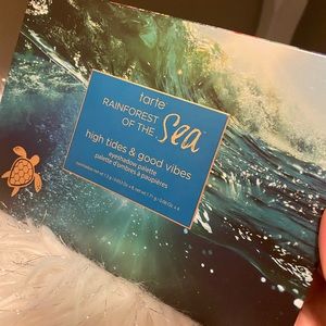 Tarte rainforest of the sea palette
